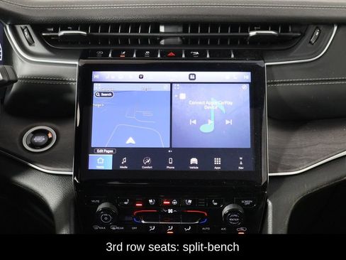 Used 2025 Jeep Grand Cherokee L Limited w/ Luxury Tech Group II image 31