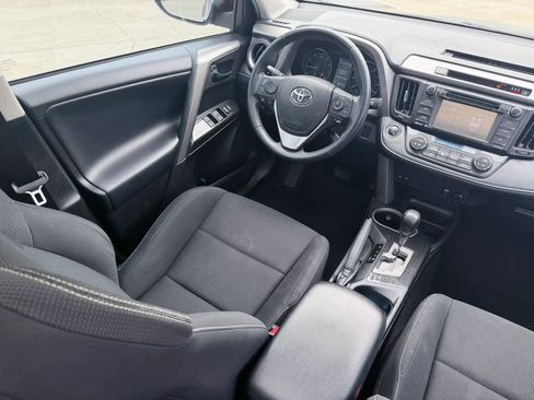 Used 2018 Toyota RAV4 Adventure AWD/4WD image 11