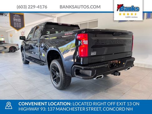 Used 2022 Chevrolet Silverado 1500 Custom Trail Boss w/ LPO, Dark Essentials Package AWD/4WD image 5