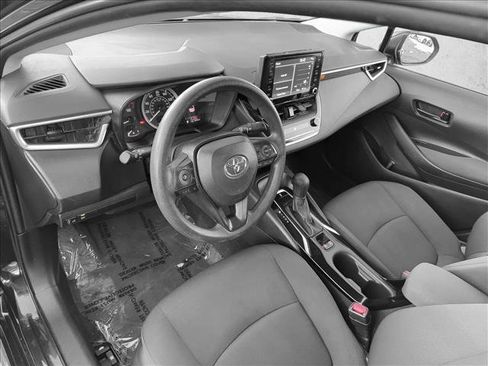 Used 2023 Toyota Corolla LE image 10