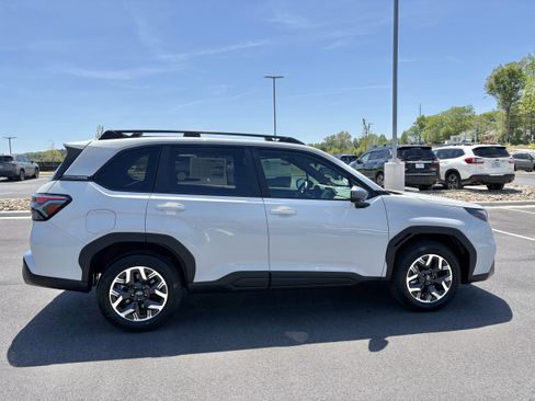 New 2026 Subaru Forester Premium AWD/4WD image 8