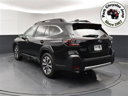 Used 2025 Subaru Outback Limited XT w/ Popular Package #2 image 4