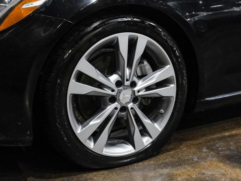 Used 2015 Mercedes-Benz C 300 Sedan image 52