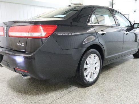 Used 2012 Lincoln MKZ FWD image 6