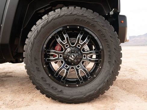 Used 2017 Jeep Wrangler Unlimited Sport w/ Quick Order Package 24S AWD/4WD image 32