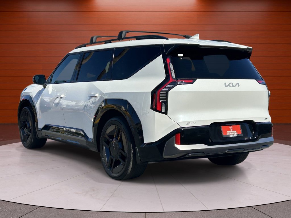 Used 2024 Kia EV9 GT-Line AWD/4WD image 2