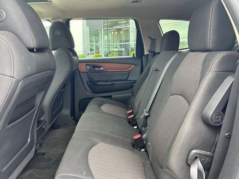 Used 2016 Chevrolet Traverse LT AWD/4WD image 12