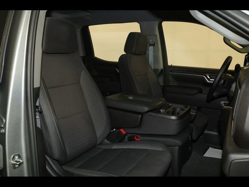 Certified 2024 Chevrolet Silverado 1500 LT AWD/4WD image 32
