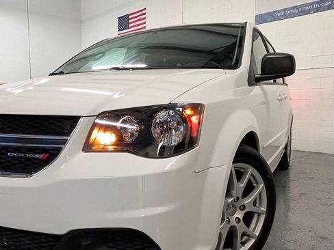 Used 2012 Dodge Grand Caravan SE image 7