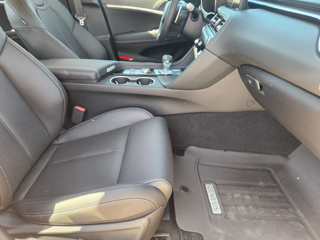 New 2026 Genesis G70 2.5T RWD image 14