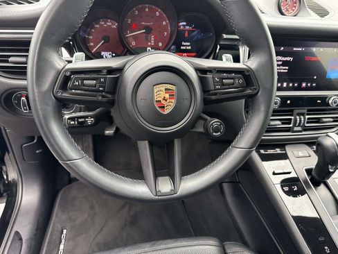 Used 2023 Porsche Macan Turbo AWD/4WD image 29
