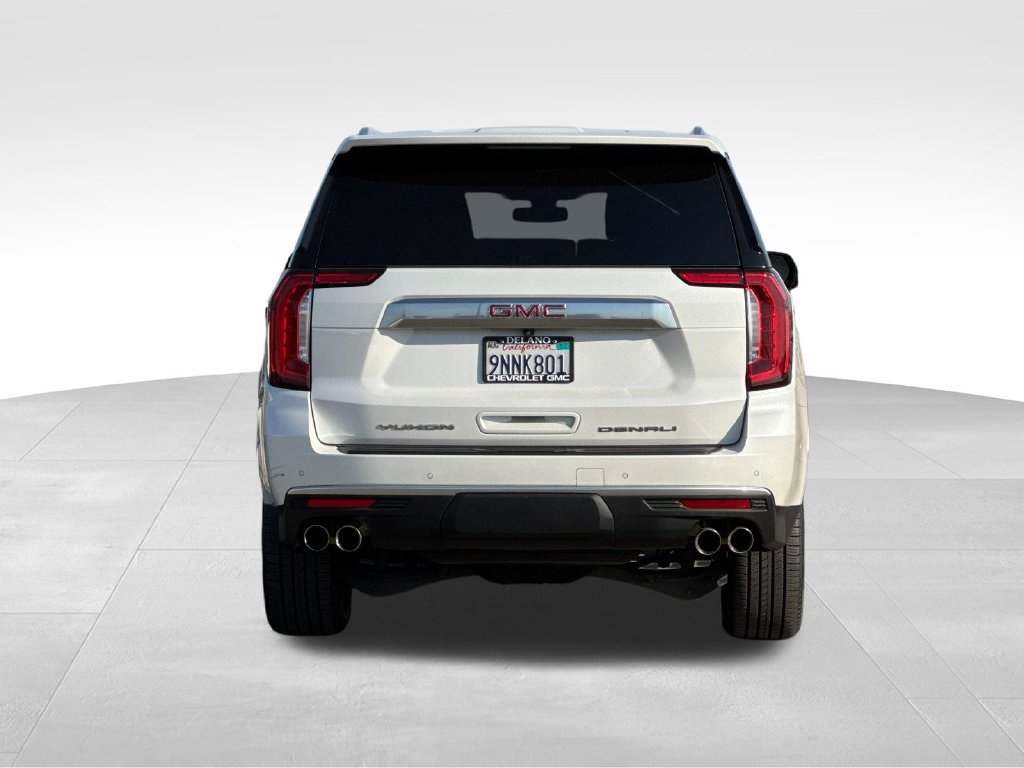 Used 2022 GMC Yukon Denali RWD image 4