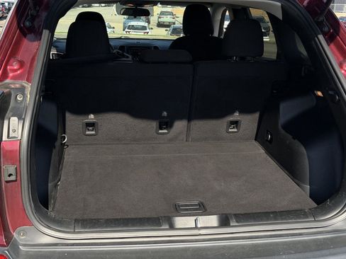 Used 2020 Jeep Cherokee Latitude image 26