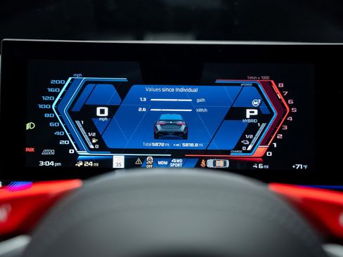 Used 2025 BMW M5 w/ Carbon Package image 51