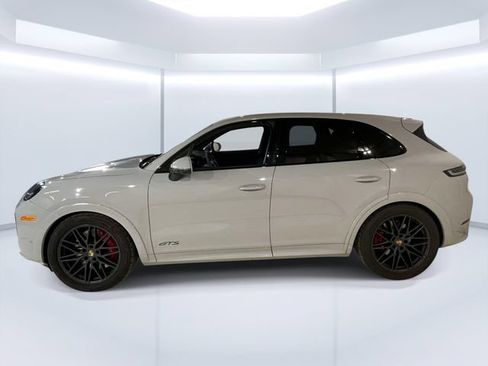 Certified 2025 Porsche Cayenne GTS AWD/4WD image 2