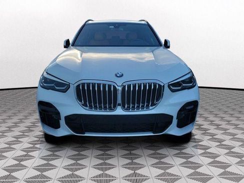 Used 2022 BMW X5 xDrive40i w/ M Sport Package AWD/4WD image 2