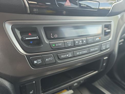 Used 2022 Honda Pilot Special Edition image 25