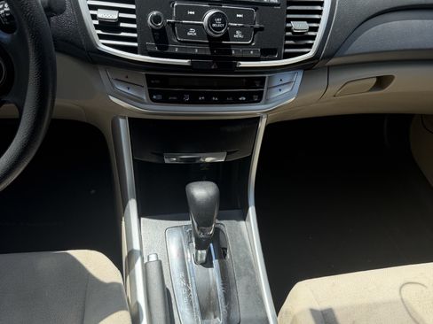 Used 2013 Honda Accord LX image 13