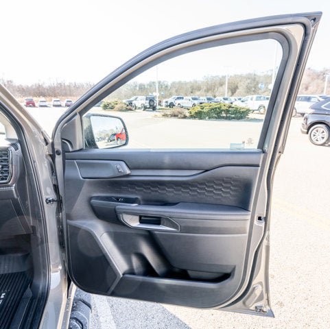 New 2025 Ford Ranger XLT w/ Technology Package AWD/4WD image 23