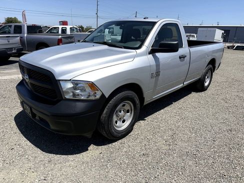 Used 2018 RAM 1500 Express RWD image 2