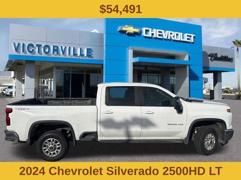 Used 2024 Chevrolet Silverado 2500 LT image 2