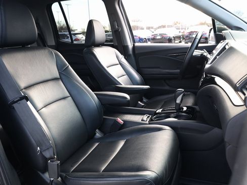 Used 2018 Honda Ridgeline RTL-E image 31