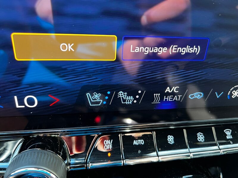 Used 2024 Chevrolet Blazer EV RS AWD/4WD image 32