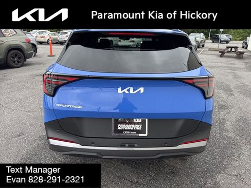 Used 2026 Kia Sportage EX FWD image 6
