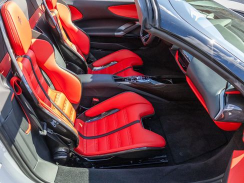 Used 2025 Ferrari SF90 Spider AWD/4WD image 70