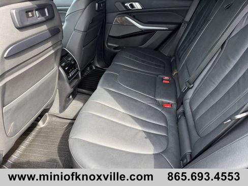 Used 2019 BMW X5 xDrive50i w/ M Sport Package image 15