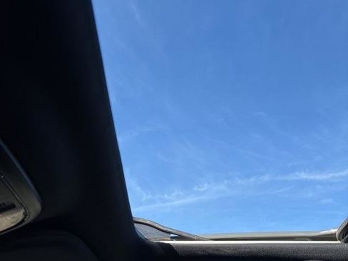 Used 2021 Dodge Durango R/T w/ Blacktop Package image 16