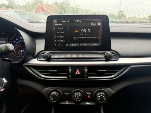 Used 2021 Kia Forte LXS FWD image 21