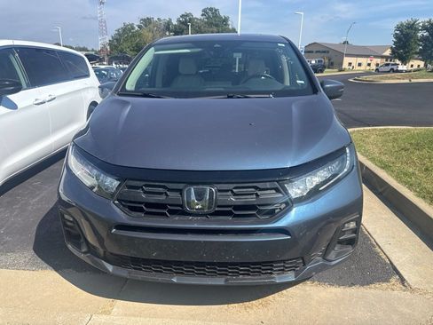 Used 2025 Honda Odyssey EX-L image 17
