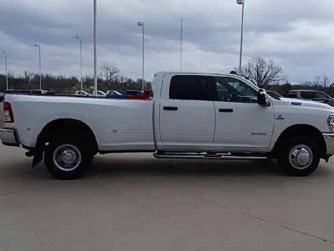 Used 2024 RAM 3500 Big Horn image 9