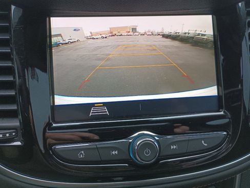 Used 2020 Chevrolet Trax Premier image 20