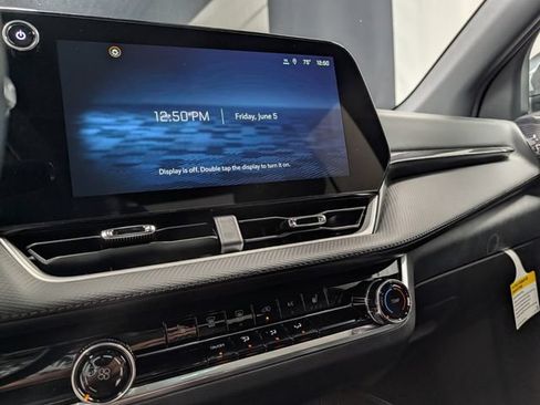New 2026 Chevrolet Equinox LT AWD/4WD image 23