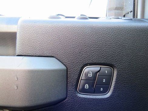 Used 2017 Ford F150 Raptor w/ Equipment Group 802A Luxury image 46