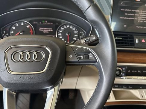 Used 2021 Audi Q5 2.0T Premium w/ Convenience Package AWD/4WD image 21