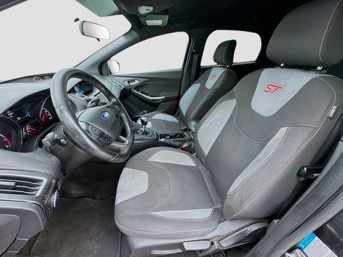 Used 2016 Ford Focus ST FWD image 13