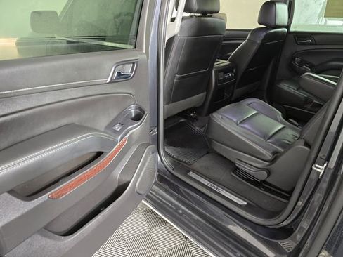 Used 2020 GMC Yukon XL SLT image 17