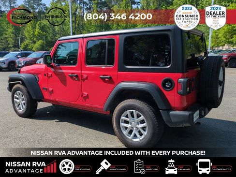 Used 2023 Jeep Wrangler Sport S image 7
