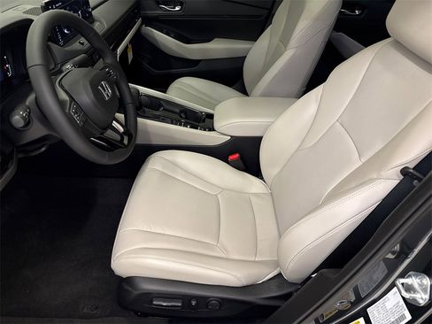 New 2025 Honda Accord EX-L image 18