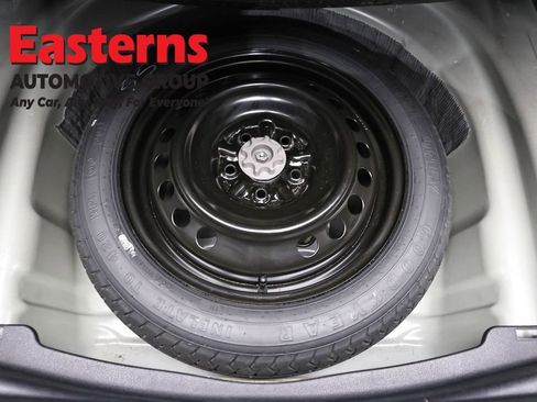Used 2024 Toyota Camry LE FWD image 21