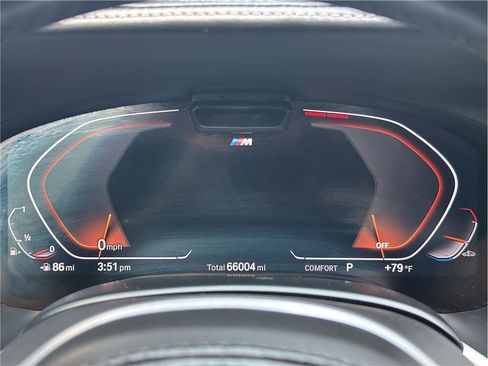 Used 2022 BMW 750Li xDrive AWD/4WD image 25
