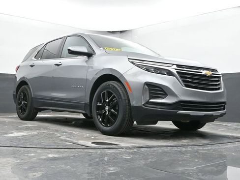 Used 2024 Chevrolet Equinox LT image 43