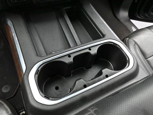 Used 2021 Chevrolet Silverado 2500 High Country w/ Technology Package image 19