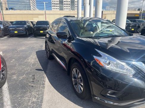 Used 2017 Nissan Murano SL w/ Cargo Package image 1