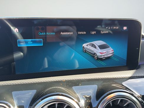 Used 2022 Mercedes-Benz CLA 250 image 24
