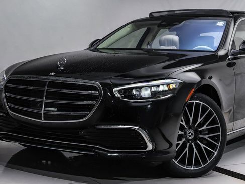 Certified 2023 Mercedes-Benz S 500 S 500 image 2