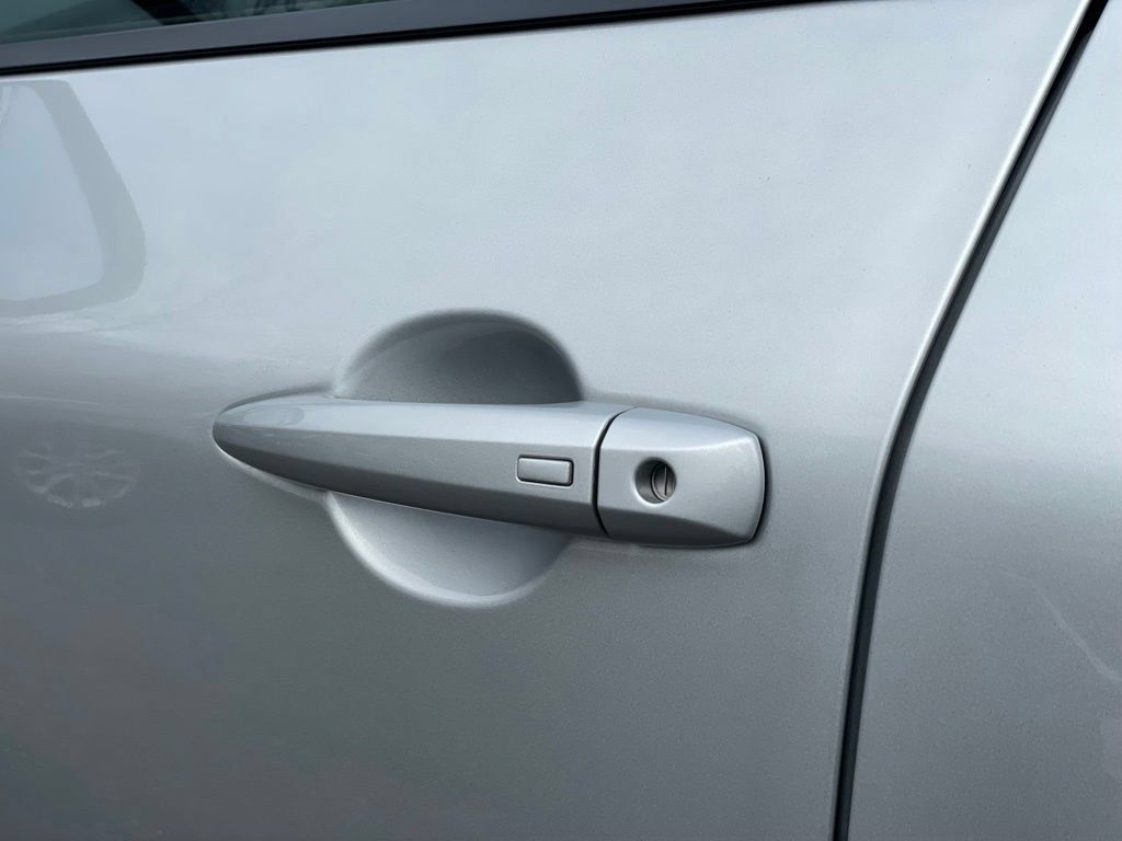 Certified 2023 Nissan Rogue SV AWD/4WD image 28